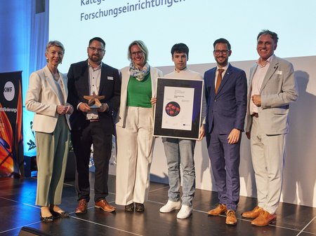 Gruppenfoto bei der Preisverleihung