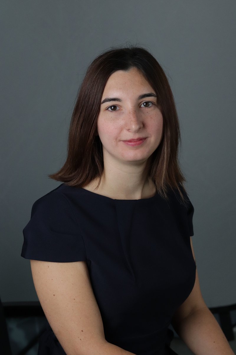 professional picture of Sarah Risquez