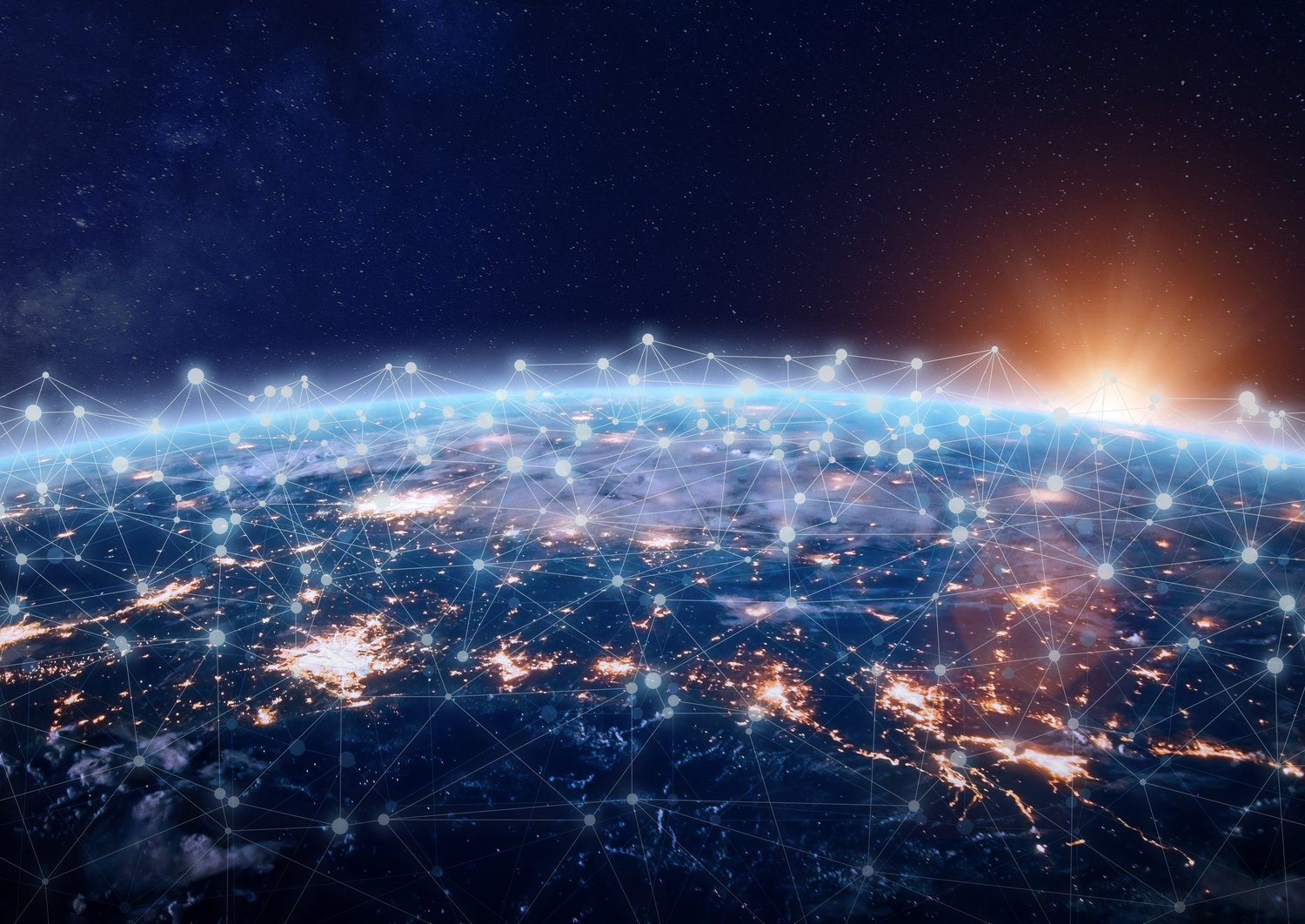 Globales, weltweites Telekommunikationsnetz, das den gesamten Planeten Erde umspannt (Stock Foto)