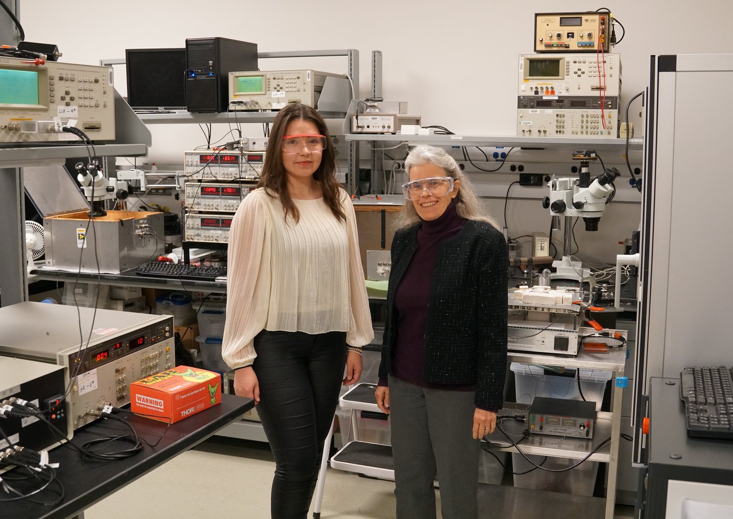 Madeleine Petschnigg and Prof. Susan Trolier-McKinstry in the research group's electrical characterization laboratory.
