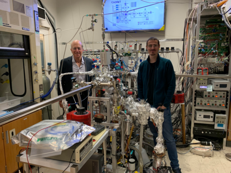 Jannick und Prof. Kummel im UCSD Lab