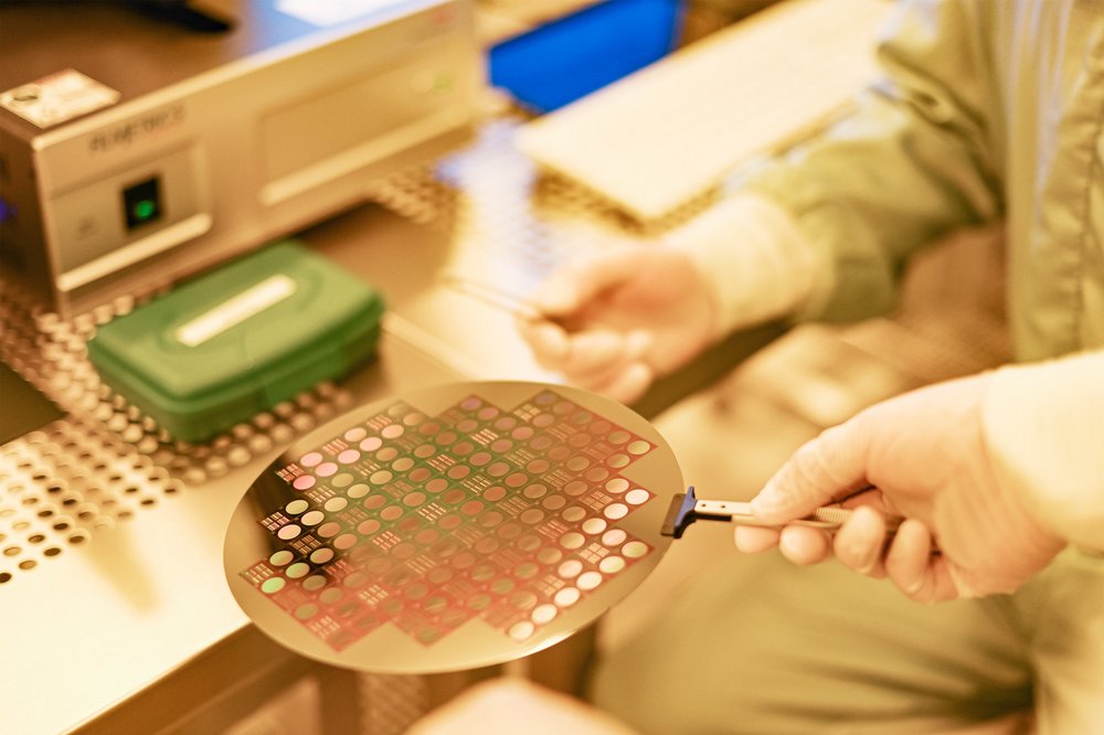 Wafer im Reinraum