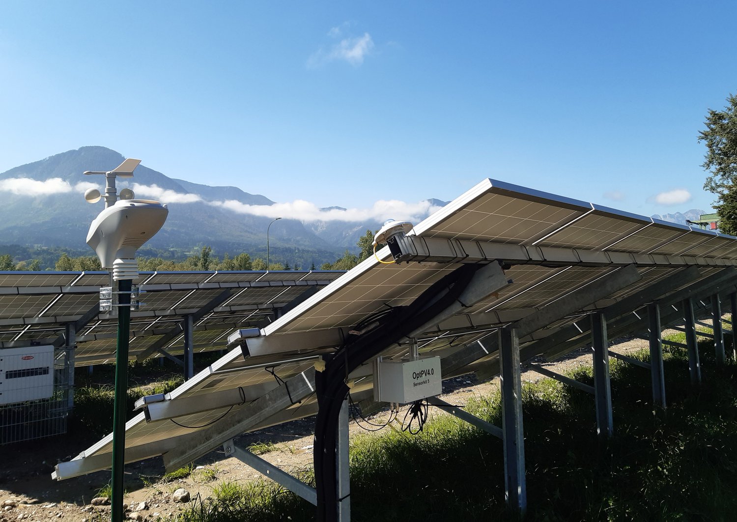 Zeigt eine Reihe an Solar Panel